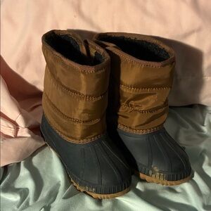 Old Navy Brown and Black Kids Winter Boots